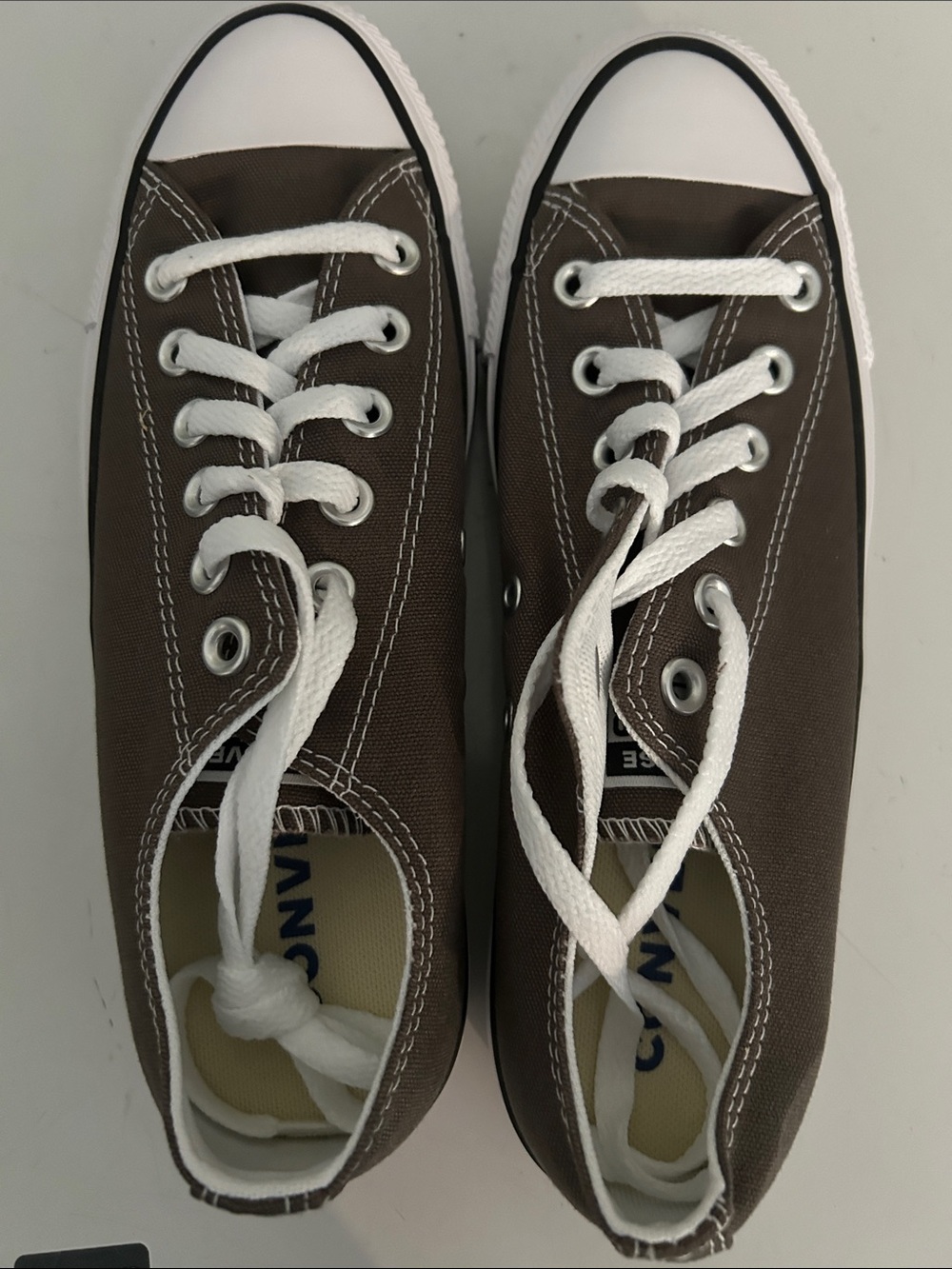 Converse All star Classic Low-Top Canvas Sneakers in Brown with White Trim